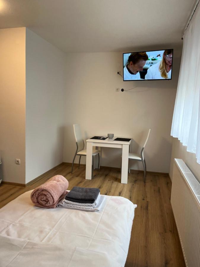 Opg - Zm Apartmani Martinovic Novska Экстерьер фото